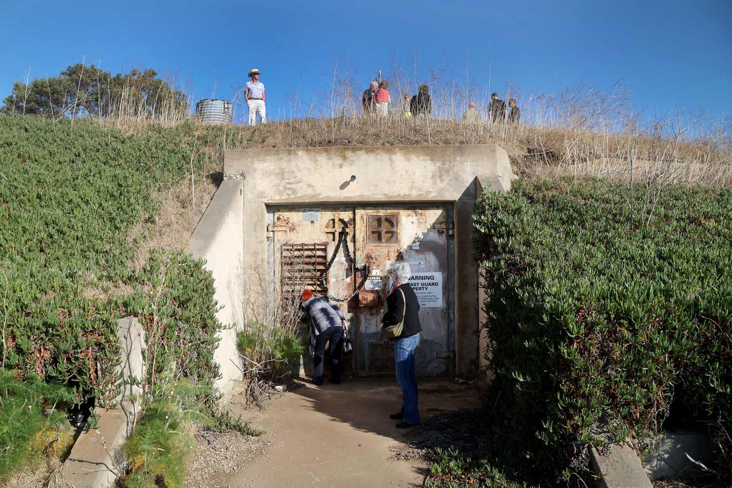 image of the Battery Barnes bunker in Rancho Palos Verdes, CA